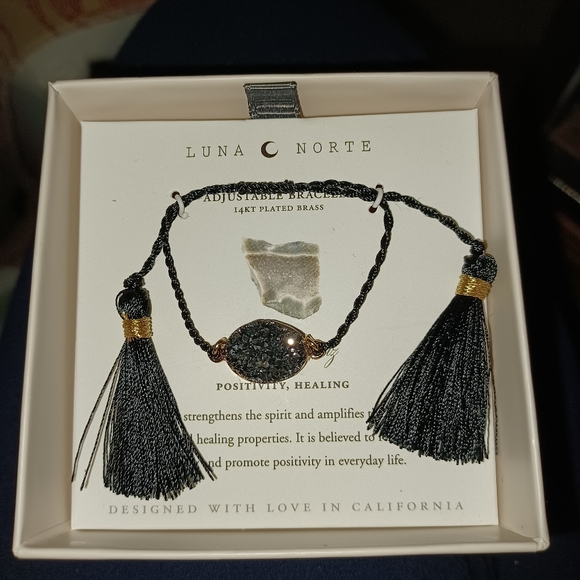 LUNA NORTE BLACK DRUSY QUARTZ GEMSTONE TASSELS ADJUSTABLE STRING BRACELET  NIB - Picture 9 of 11